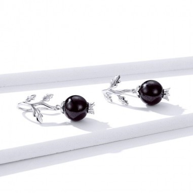 Mysterious Garnet - Cercei argint